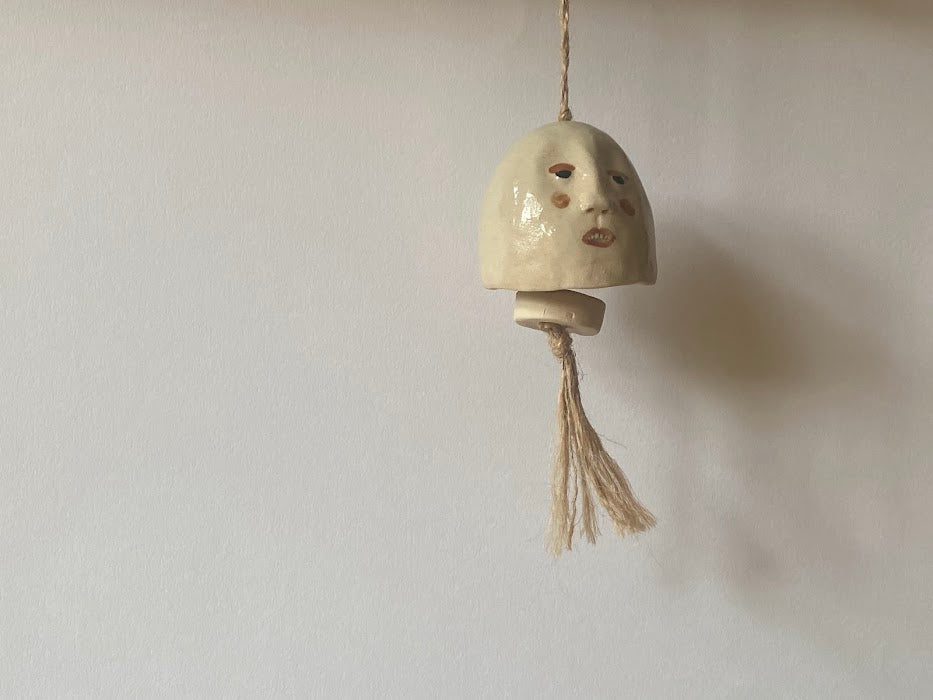 Moon Faced Bell